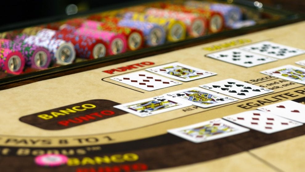 How to Play Baccarat Punto Banco